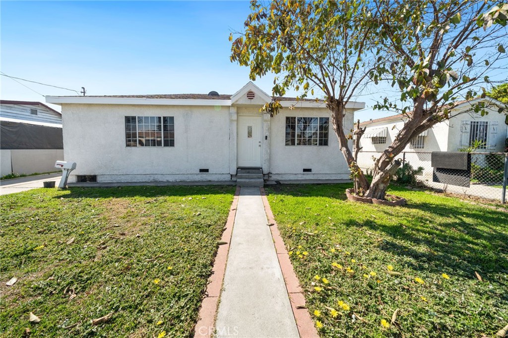 4402 Hartle Avenue