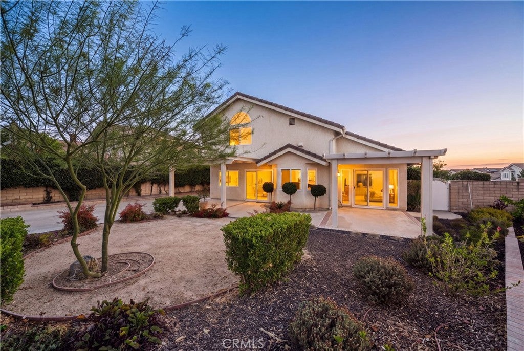 1539 Moonridge Court