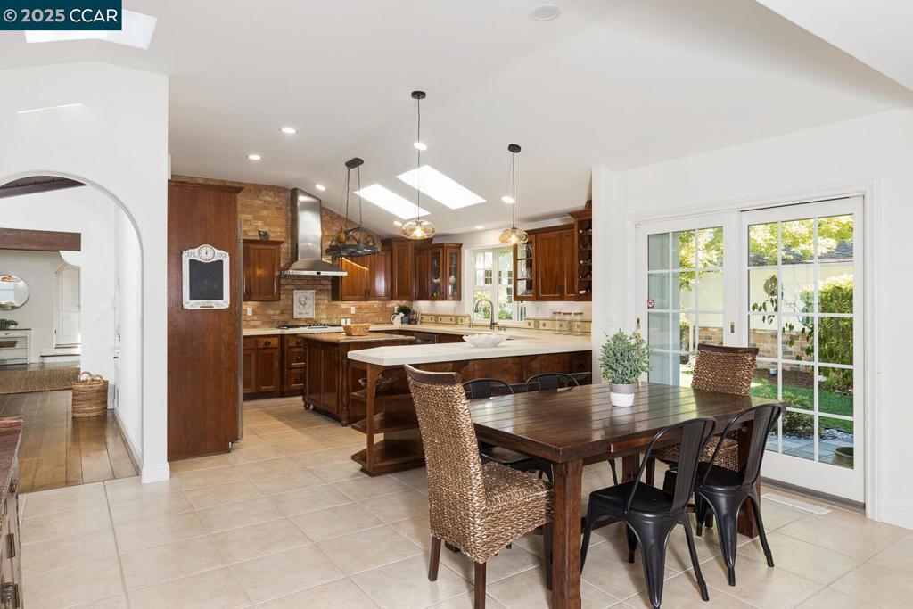 LAFAYETTE ORCHAR - Residential