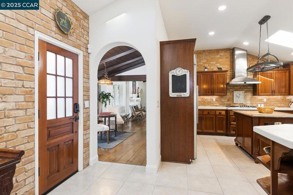 LAFAYETTE ORCHAR - Residential