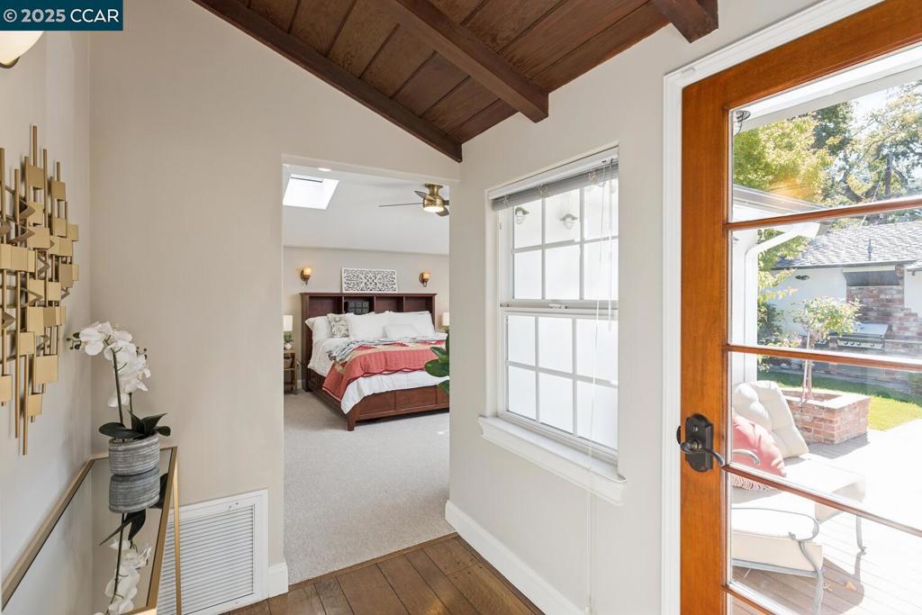 LAFAYETTE ORCHAR - Residential