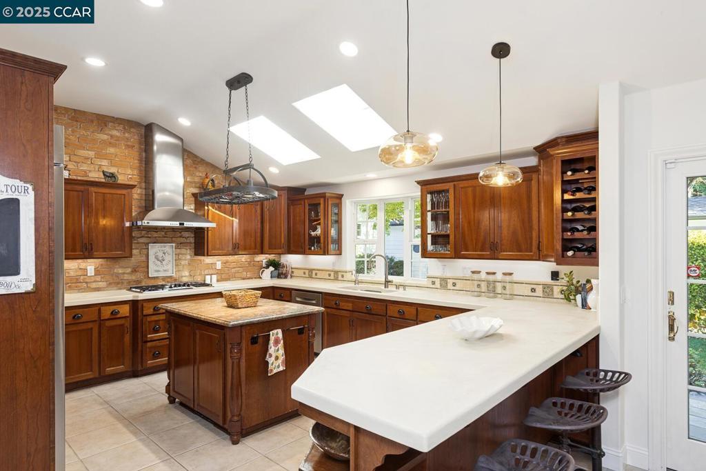 LAFAYETTE ORCHAR - Residential