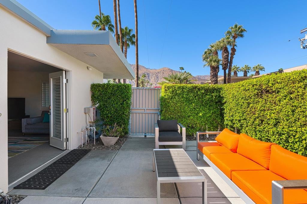 155 W Hermosa Place 5