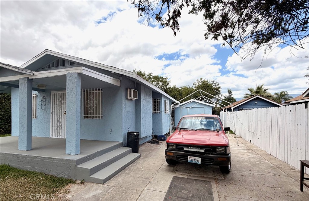 654 W OLIVE
