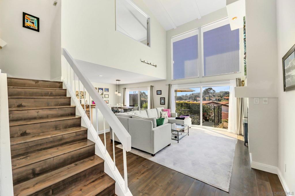 1045 Santa Helena Park Ct