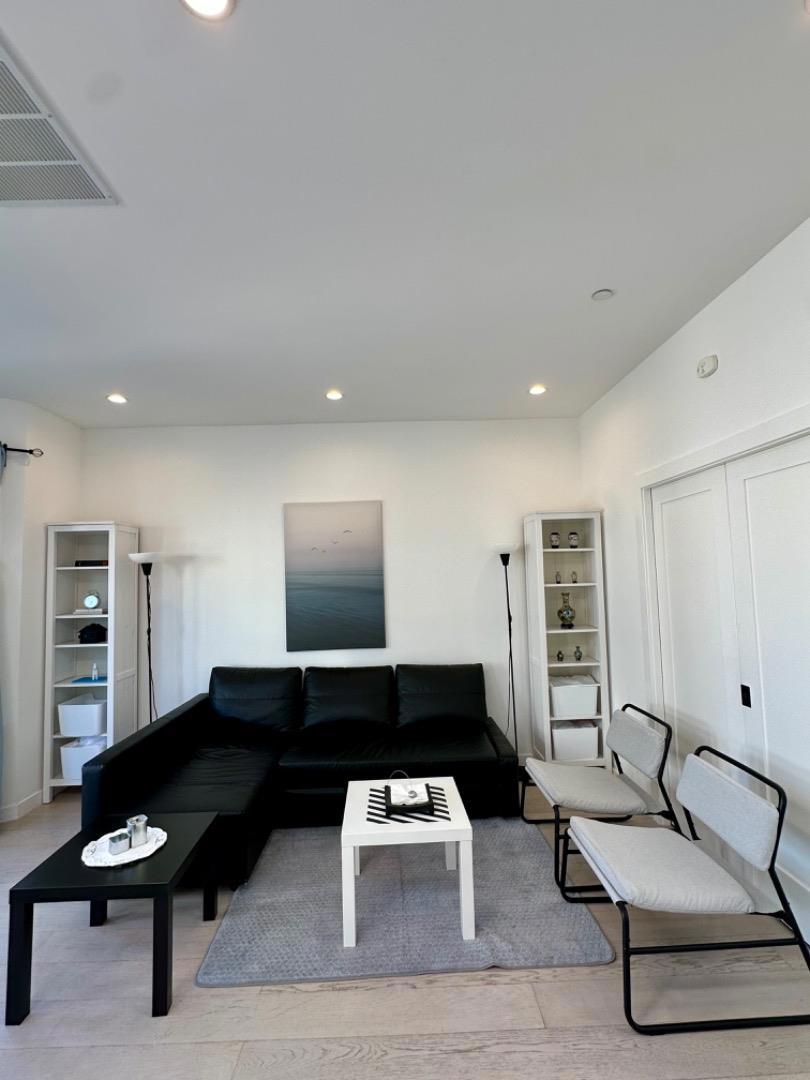 1370 Natoma