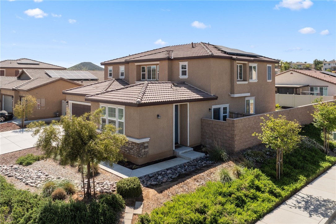28367 Harvest Gold Court