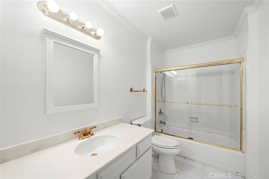 25072 Castlewood, Lake Forest CA 92630 - Photo 20