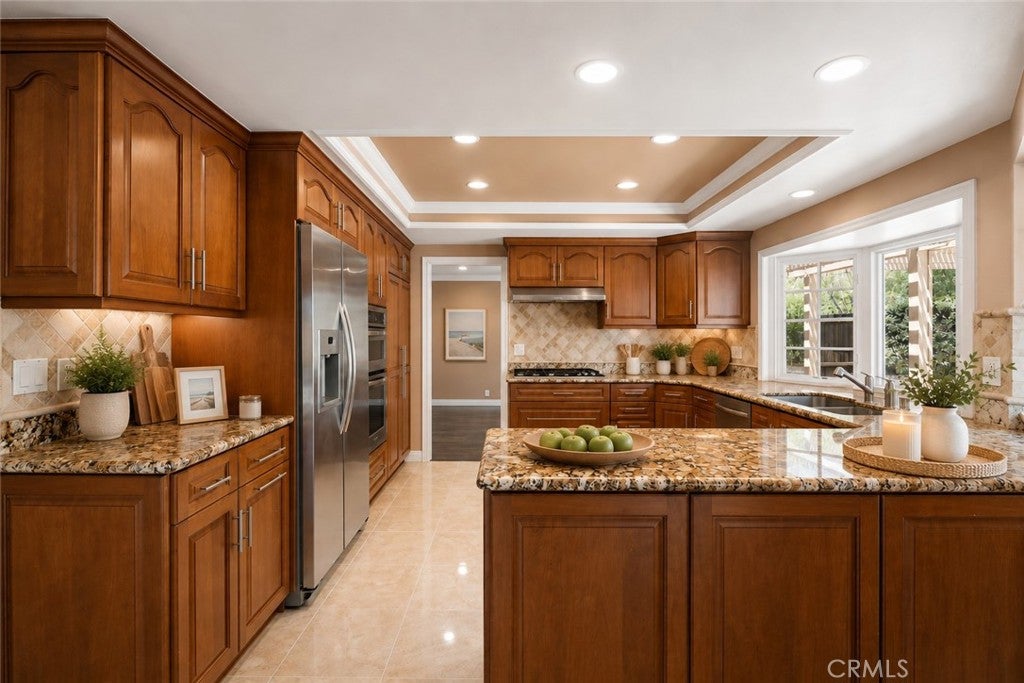 25072 Castlewood, Lake Forest CA 92630 - Photo 6