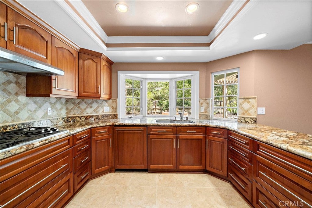 25072 Castlewood, Lake Forest CA 92630 - Photo 18