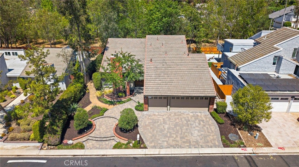 25072 Castlewood