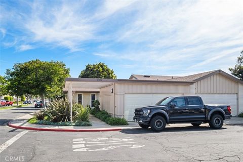 21372 Green Cove Huntington Beach CA 92646