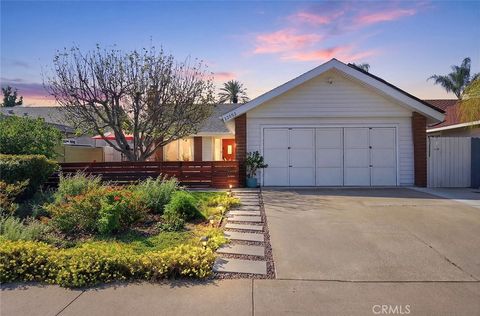 22552 Taranto Laguna Hills CA 92653