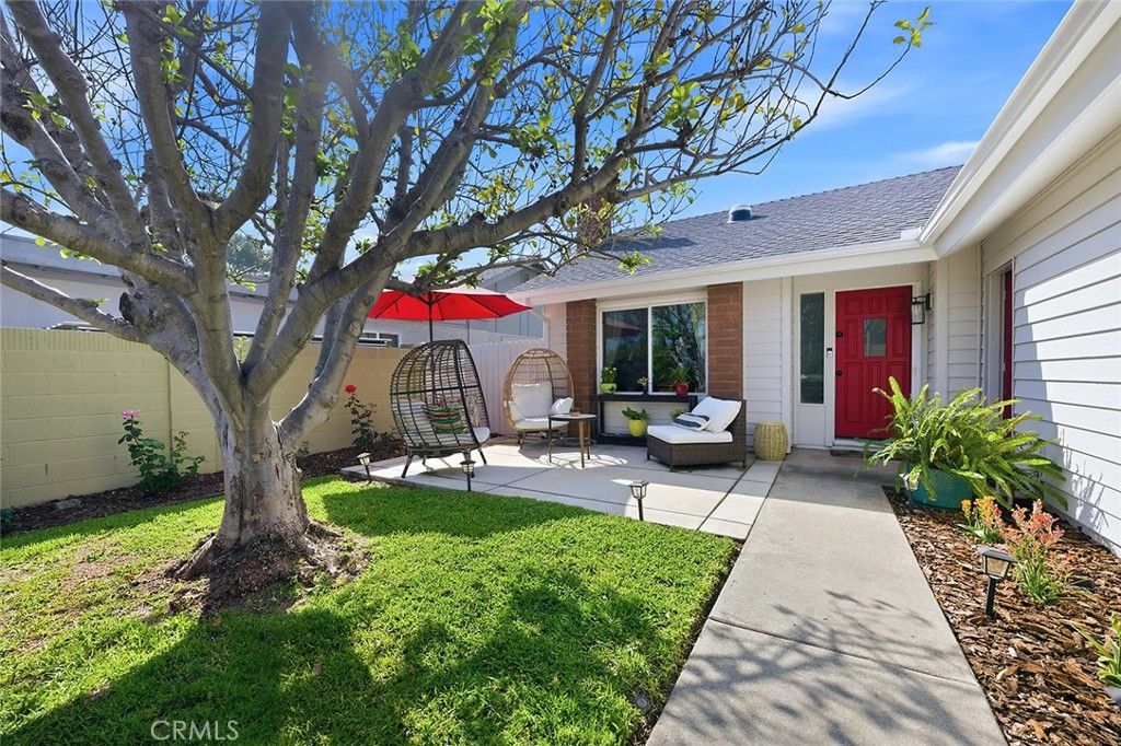 Photo of 22552 Taranto, Laguna Hills, CA 92653 (MLS # OC26069383)