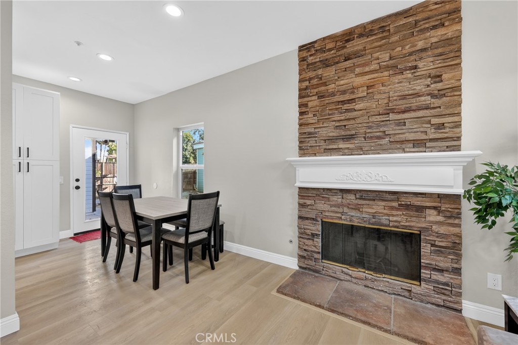 25544 Portola