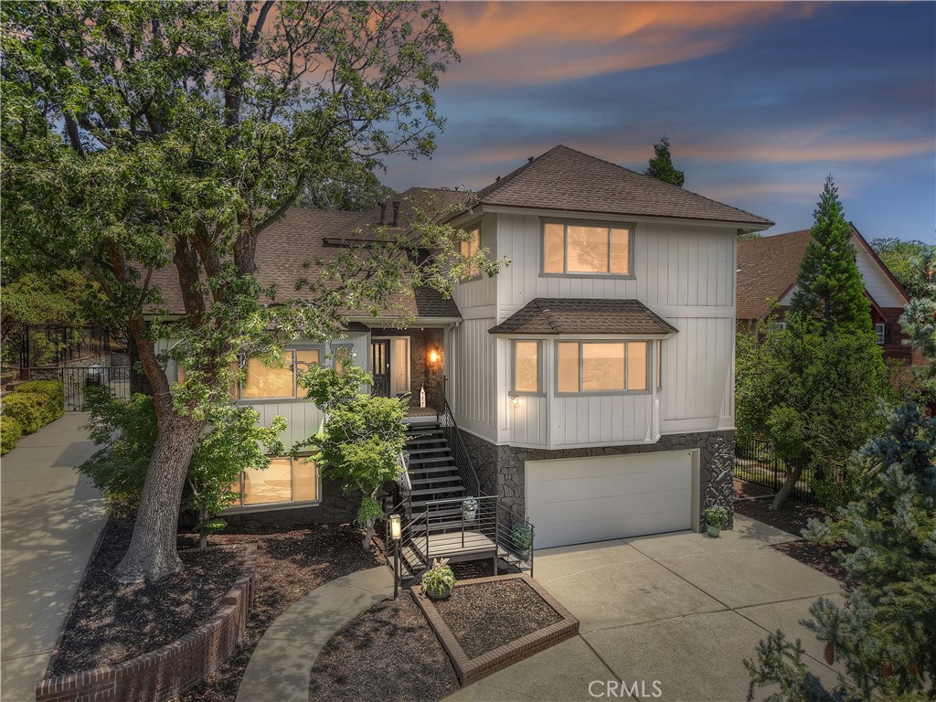 1211 Yellowstone Drive