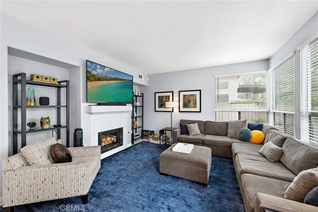 Aliso Viejo, California 92656, United States, 4 Bedrooms Bedrooms, ,3 BathroomsBathrooms,Residential,Active,142343