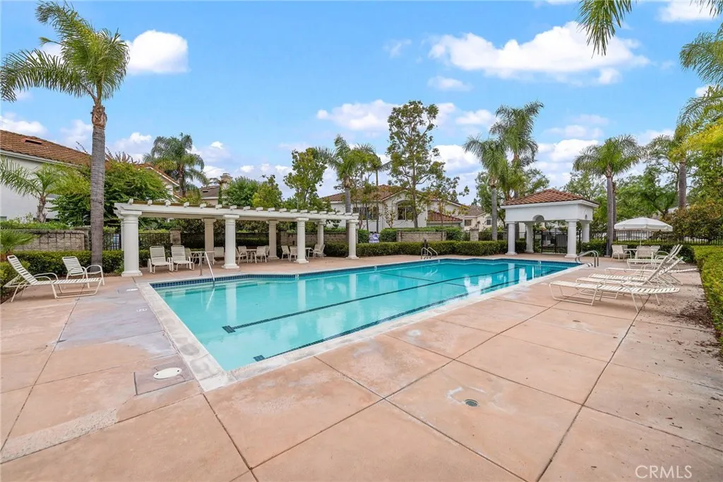 Aliso Viejo, California 92656, United States, 4 Bedrooms Bedrooms, ,3 BathroomsBathrooms,Residential,Active,142343