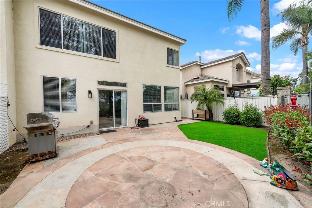 Aliso Viejo, California 92656, United States, 4 Bedrooms Bedrooms, ,3 BathroomsBathrooms,Residential,Active,142343