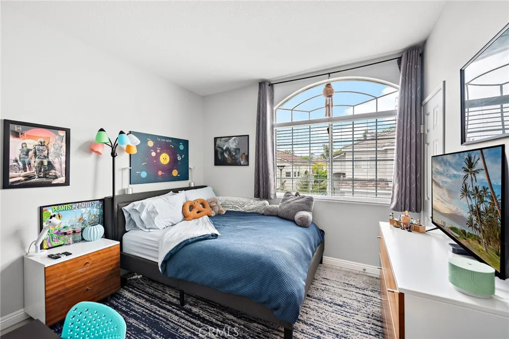 Aliso Viejo, California 92656, United States, 4 Bedrooms Bedrooms, ,3 BathroomsBathrooms,Residential,Active,142343