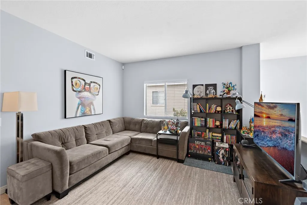 Aliso Viejo, California 92656, United States, 4 Bedrooms Bedrooms, ,3 BathroomsBathrooms,Residential,Active,142343