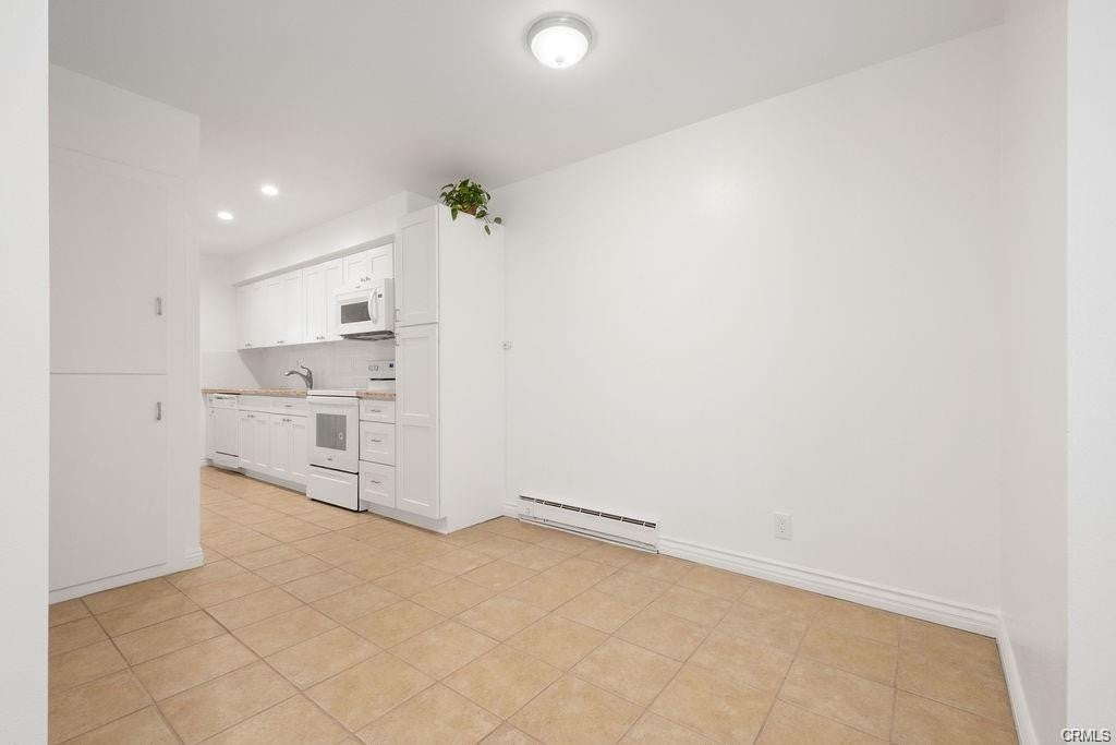 10220 Ascot Circle
