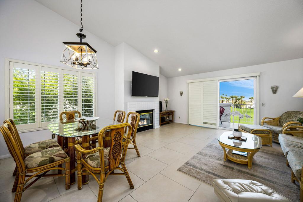 320 Vista Royale Drive