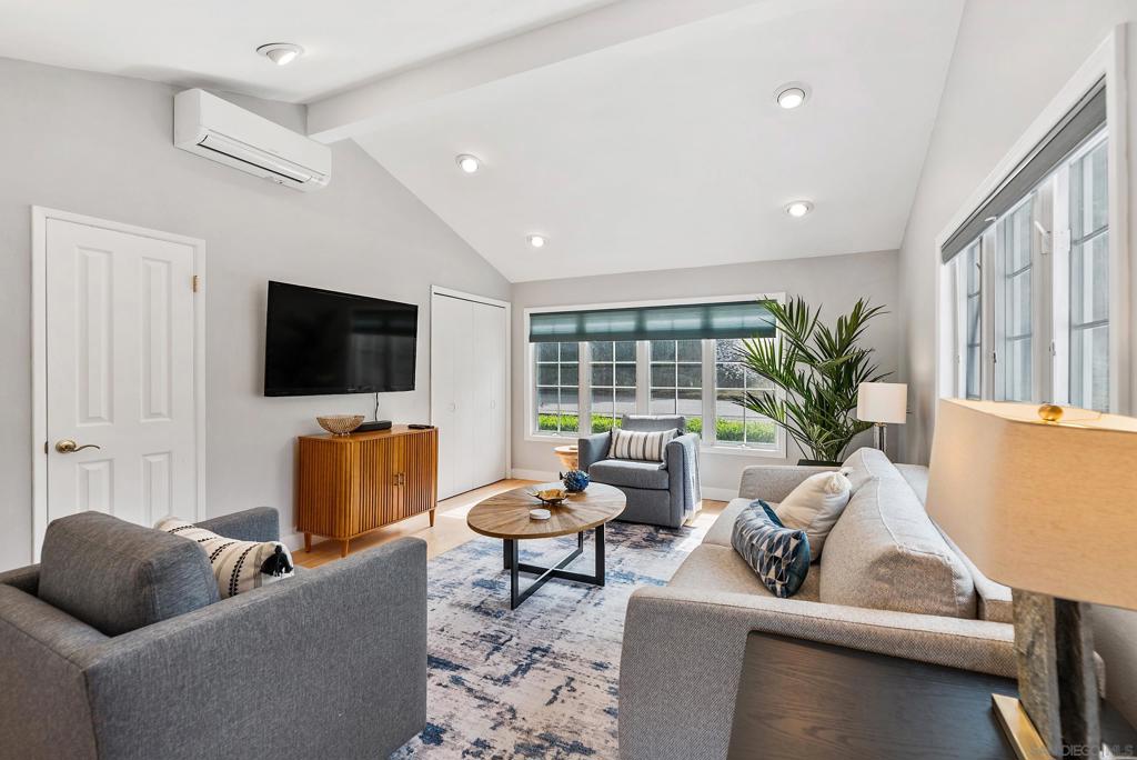 La Jolla - Residential Lease