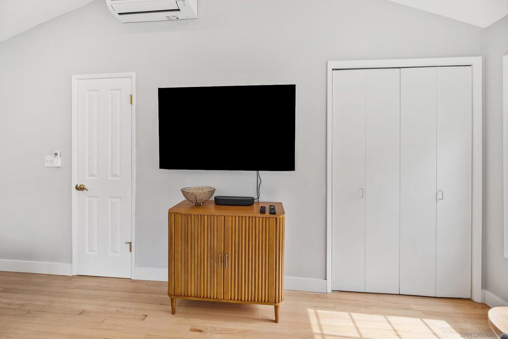 La Jolla - Residential Lease