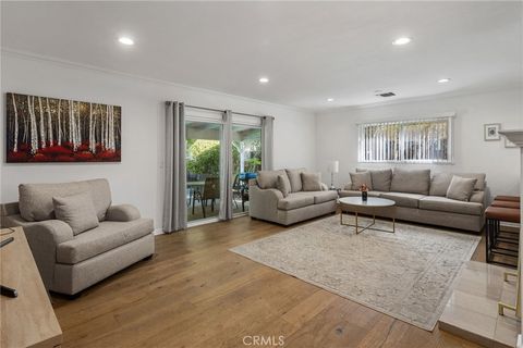 Photo of 22335 Kittridge Street, Woodland Hills, CA 91303 (MLS # SR25118487) Photo of 22335 Kittridge Street, Woodland Hills, CA 91303 (MLS # SR25118487)