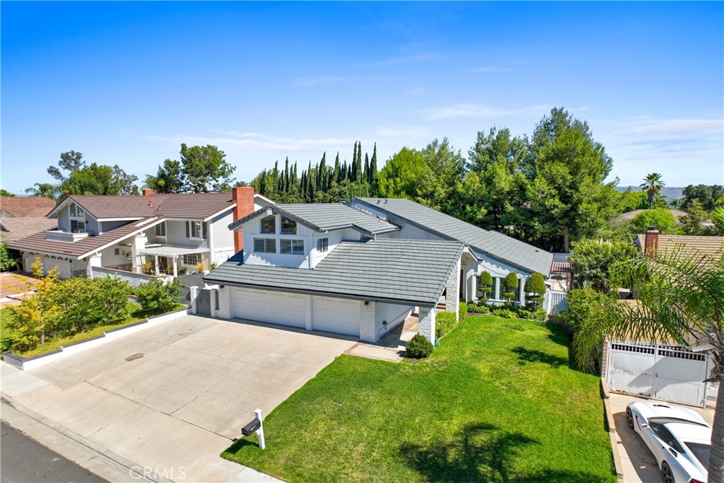 5353 Rural Ridge Circle E