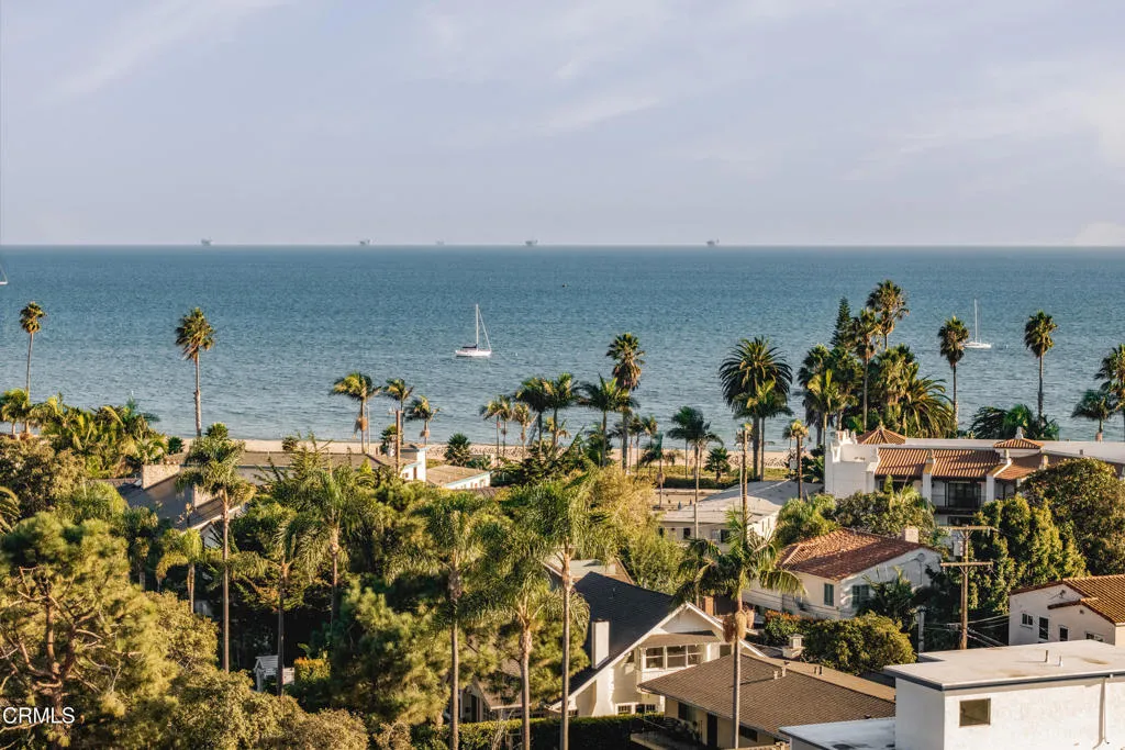 Santa Barbara, California 93103, United States, 5 Bedrooms Bedrooms, ,3 BathroomsBathrooms,Residential,Active,228500