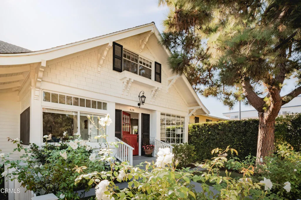 Santa Barbara, California 93103, United States, 5 Bedrooms Bedrooms, ,3 BathroomsBathrooms,Residential,Active,228500