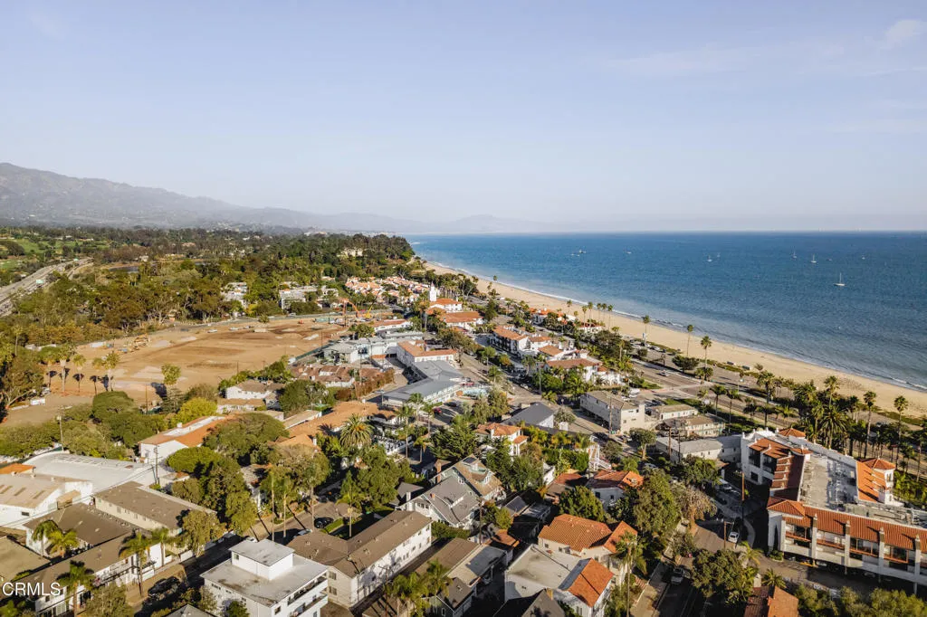 Santa Barbara, California 93103, United States, 5 Bedrooms Bedrooms, ,3 BathroomsBathrooms,Residential,Active,228500