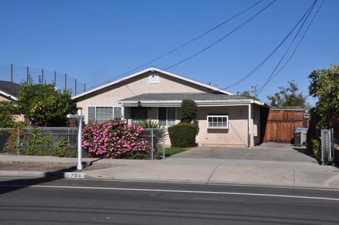 Photo of 1795 Kammerer Avenue, San Jose, CA 95116 (MLS # ML82038323)