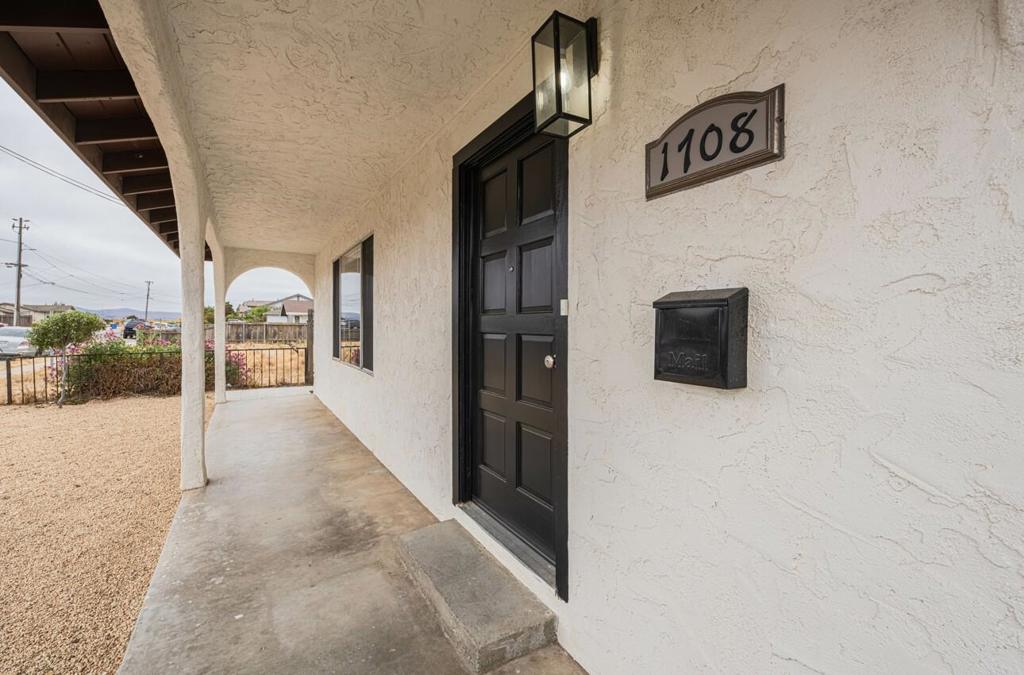 1708 Vosti Avenue