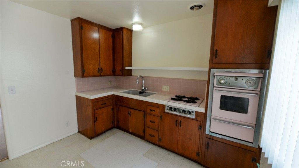 142 Avenida Miramar B