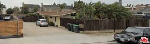 Photo of 317 University Drive, Costa Mesa, CA 92627 (MLS # 26828517)
