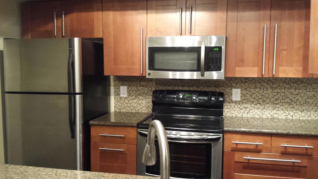 Liberty Canyon Townhomes-861 - 861 - Residential Lease