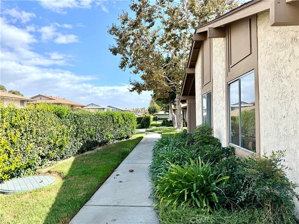 1437 Forest Glen