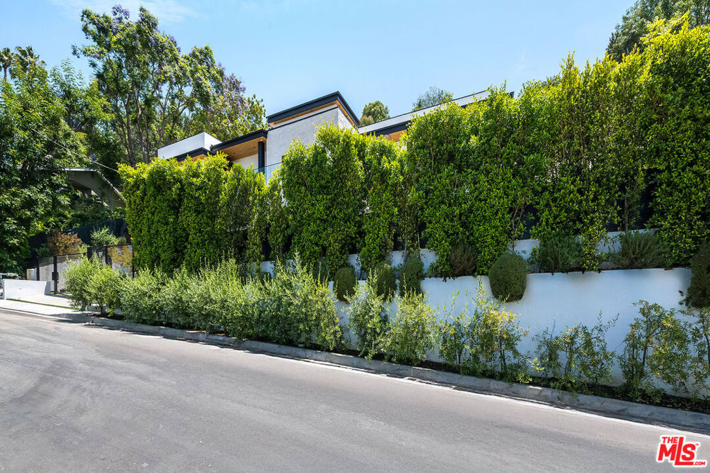 11258 Laurie Drive