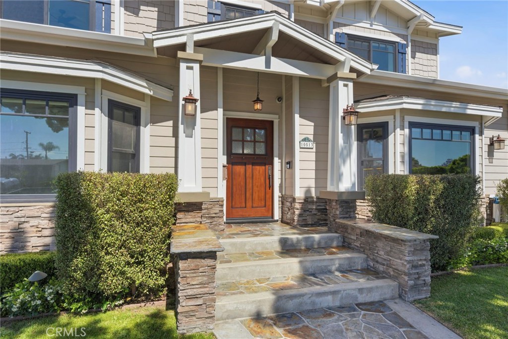 10513 Pangborn Avenue