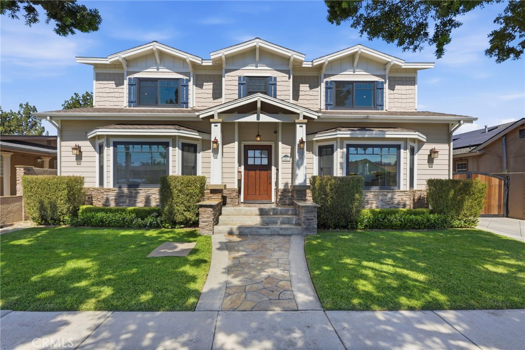 10513 Pangborn Avenue