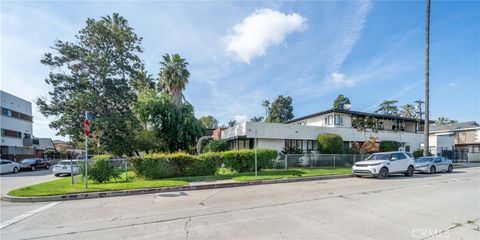 11001 Hortense Street West Toluca Lake CA 91602