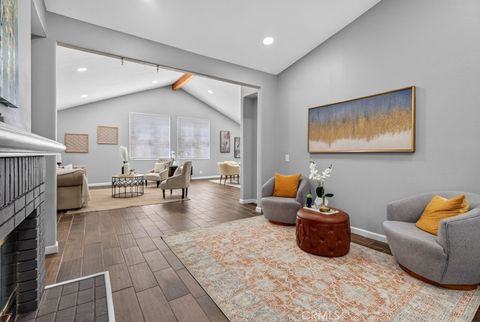 Tiny photo for 39747 Old Carriage RD, Murrieta, CA 92563 (MLS # SW26158594)