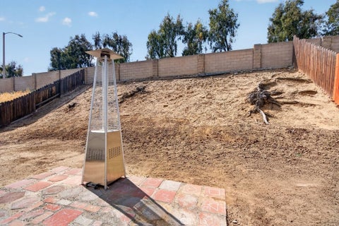 Tiny photo for 39747 Old Carriage RD, Murrieta, CA 92563 (MLS # SW26158594)