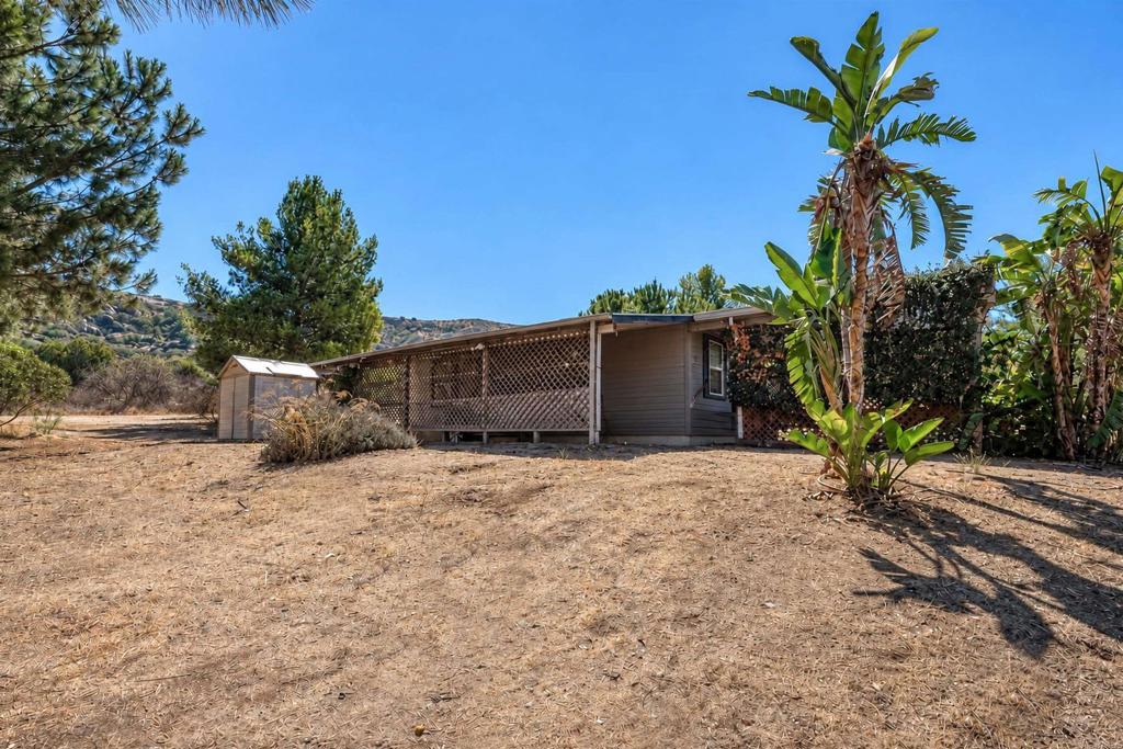 1698 Griffith Road