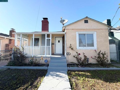 Photo of 1541 152Nd Ave Ave, San Leandro, CA 94578 (MLS # 41126842)