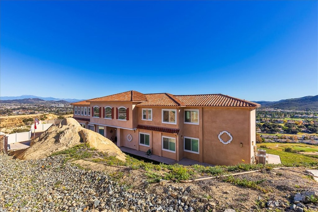 38000 Via Vista Grande