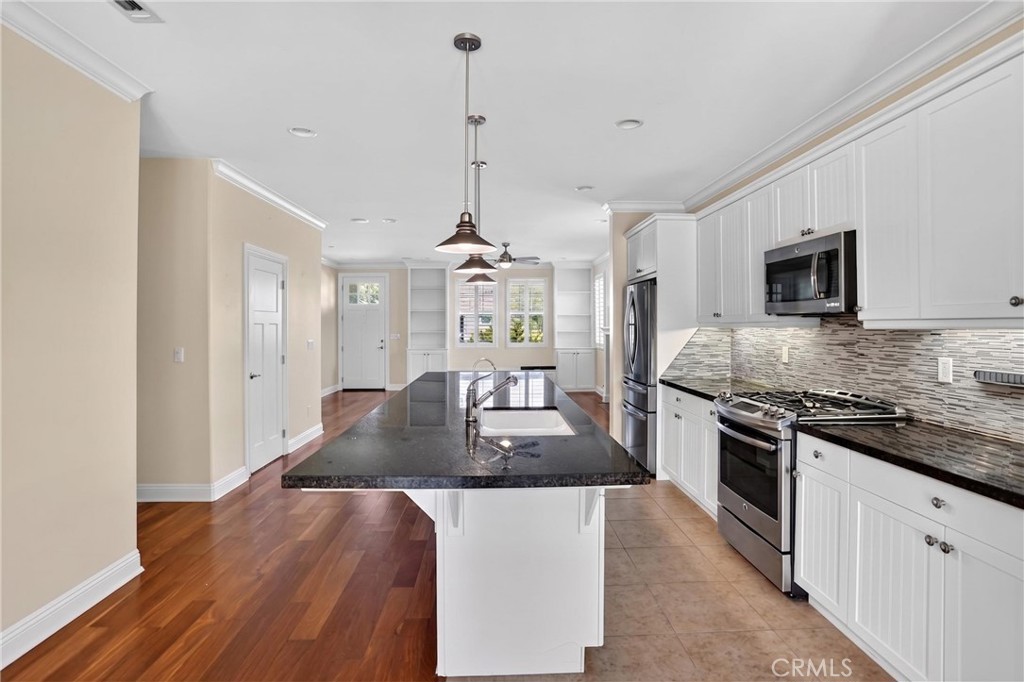 3238 Cherry Lane